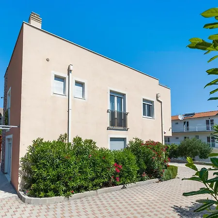 Luxury Vincent Villa *